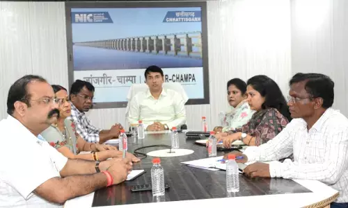 Raipur News: स्वास्थ्य केंद्रों में किसी प्रकार की लापरवाही न हो : मुख्यमंत्री साय