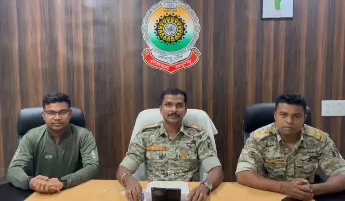 CG Naksal Encounter: पुलिस नक्सली मुठभेड़ में पांच लाख की इनामी महिला नक्सली ढेर,शव व हथियार बरामद