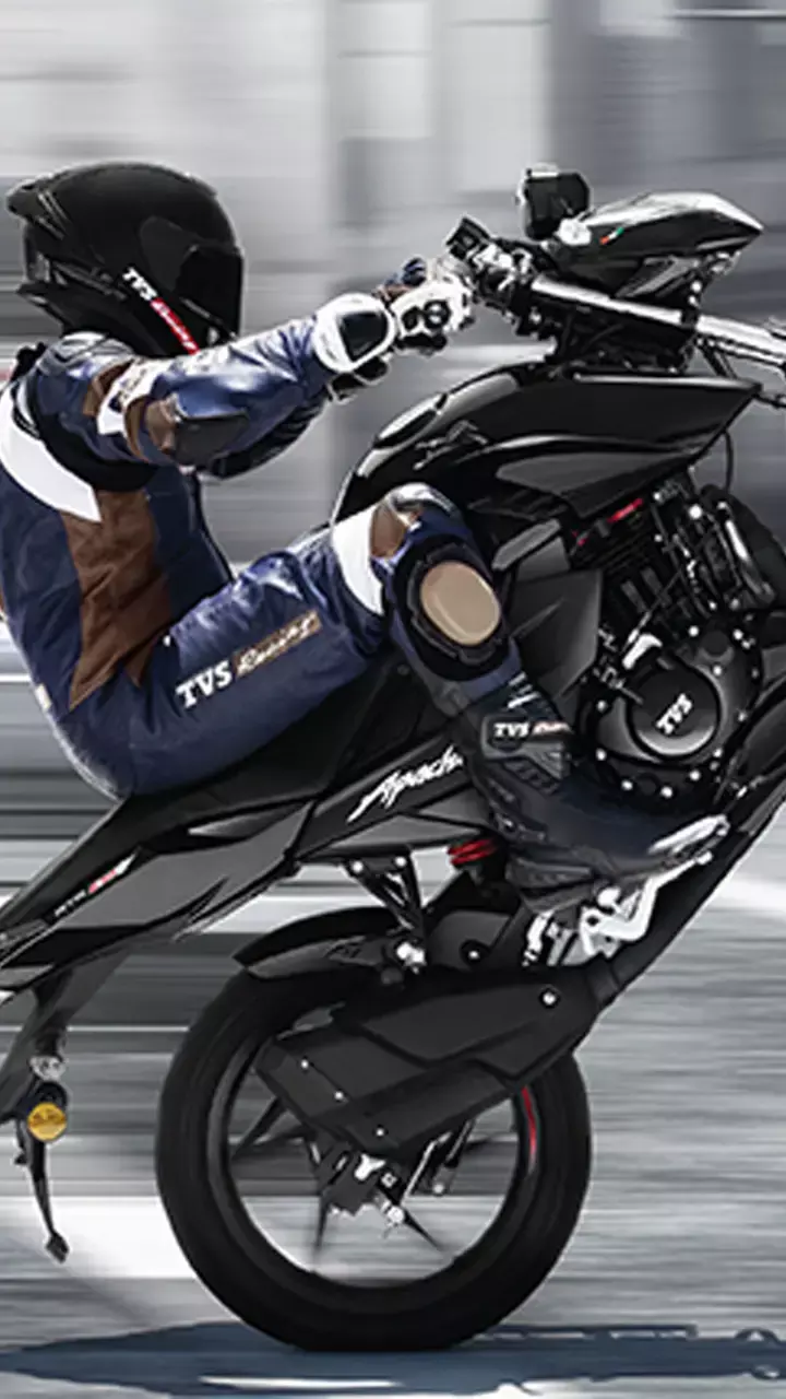 अपाचे लवर्स के लिए गुड न्यूज़, TVS की Apache RTR 160 रेसिंग एडिशन भारत में हुई लॉन्च, जानिए कीमत और खूबियाँ....