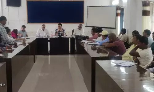 Surajpur News: जनपद पंचायत सुरजपुर में की गई प्रधान मंत्री आवास के संबंध में बैठक