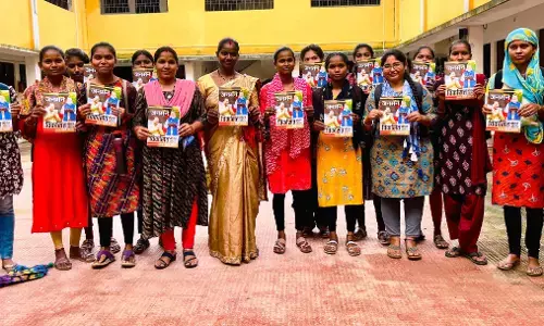 Kanker News: शैक्षणिक संस्थानों में जनमन पत्रिका का किया गया वितरण