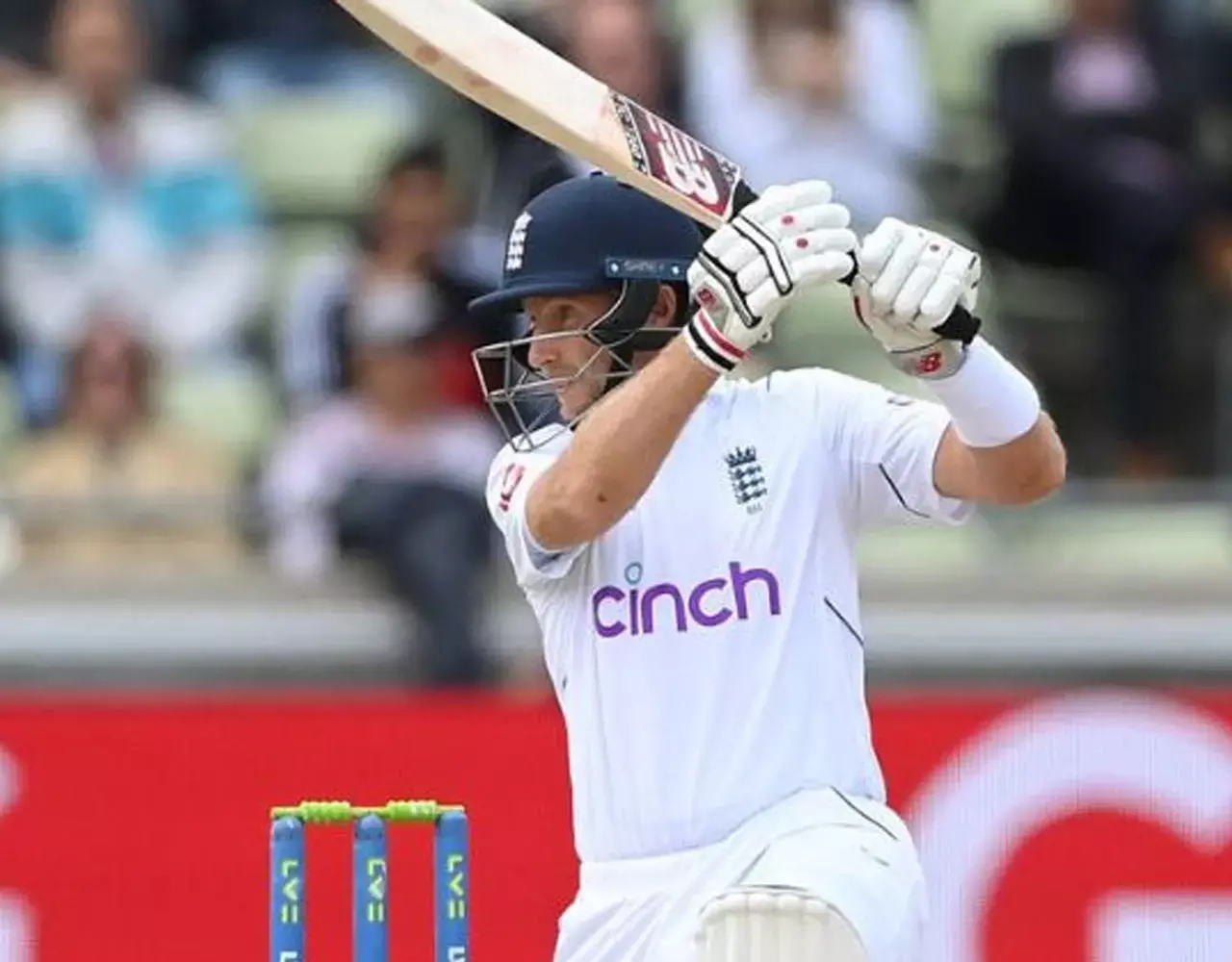 Joe Root in Test Cricket: इस स्टार खिलाड़ी ने टेस्ट क्रिकेट मैच में किया ऐसा बड़ा कारनामा, रिकॉर्ड्स तोड़े वाले बने 7वें खिलाड़ी...