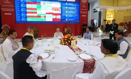 पीएम मोदी ने लंच में छत्तीसगढ़ के CM विष्णुदेव साय को बिठाया बगल में...