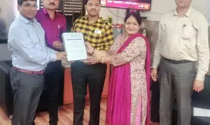 SSP रायपुर संतोष सिंह को मिली डॉक्टरेट की उपाधि, संयुक्त राष्ट्र के शांति प्रयासों से जुड़े विषय पर किए गए शोध पर अवार्ड की गई डिग्री