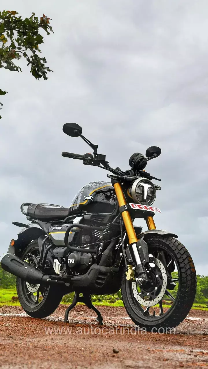 कारगिल विजय दिवस पर सेना को TVS ने किया ट्रिब्यूट, पेश की धासु रॉनिंन पराक्रम बाइक, जानें इसकी पुरी डिटेल्स