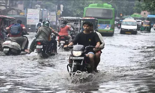 Aaj Ka Mausam 14 August 2024: दिल्ली में लगातार बारिश से बिगड़े हालात, बारिश ने तोड़े रिकॉर्ड, IMD ने दी भारी बारिश की चेतावनी