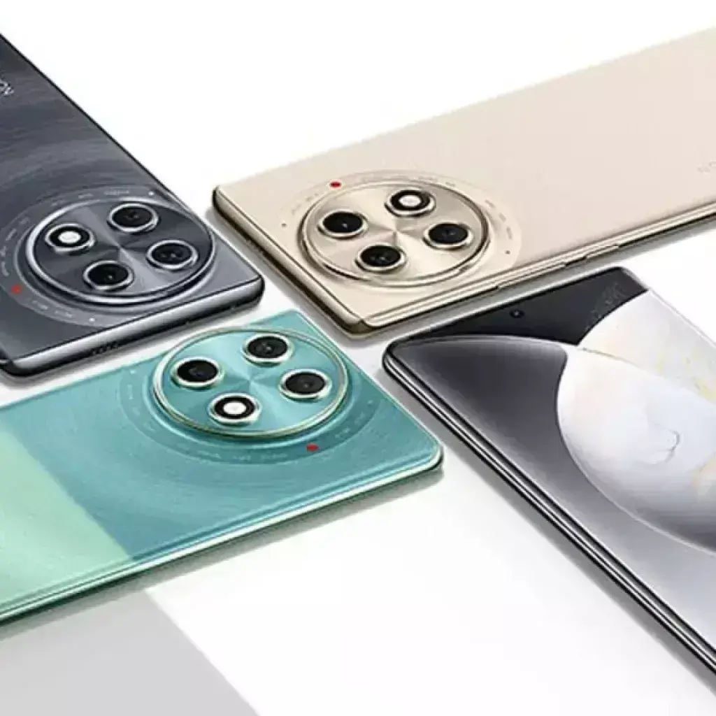 Tecno का नया स्मार्टफोन हुआ लॉन्च, धांसू डिस्प्ले और दमदार कैमरा के साथ और भी बहुत कुछ...