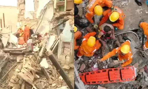 Kashi Vishwanath Corridor Accident: काशी विश्वनाथ मंदिर के पास 2 मकान ढहे, पुलिसकर्मी समेत 10 लोग दबे, 1 महिला की मौत