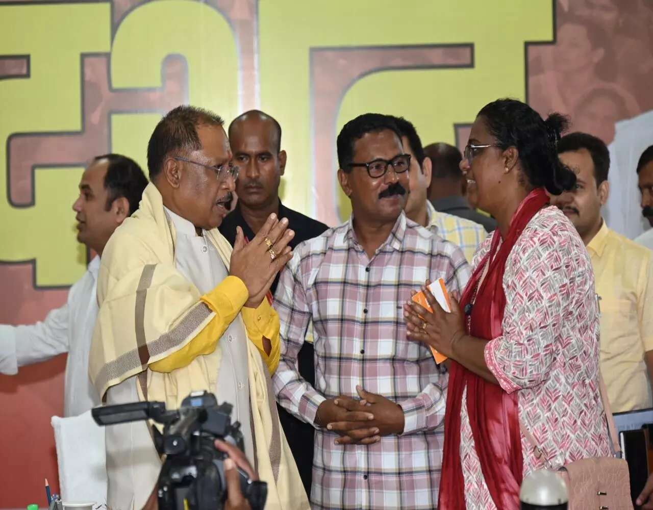 Chhattisgarh News: न्यूजीलैंड में आयोजित कॉमनवेल्थ गेम्स में सिल्वर मेडल जीतने वाली रीबा बेन्नी के माता-पिता ने CM विष्णुदेव साय का जताया आभार