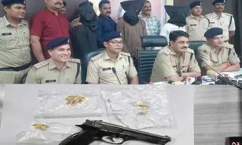 Bilaspur News: महिला कर्मचारी को नकली पिस्तौल दिखाकर तीन लुटेरों ने की लूट, सीसीटीवी की मदद से पुलिस पहुंची आरोपियों तक