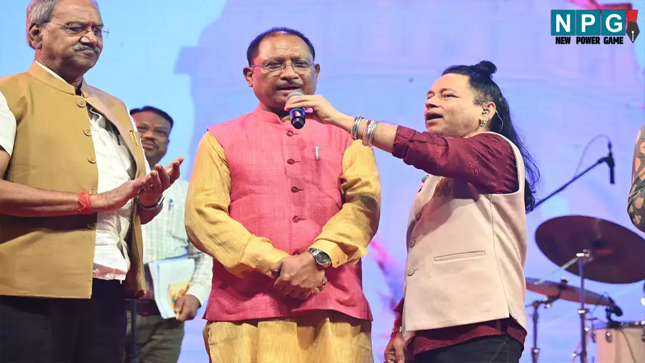 CG: जब CM विष्णुदेव ने कैलाश खेर के साथ गया गाना, तिरंगा गाने पर मिलाए सुर में सुर...