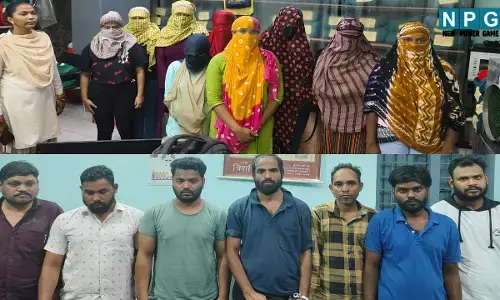 CG: देहव्यापार पर बड़ी कार्रवाई, तीन राज्य से बुलाई गई थी 9 युवतियां, पुलिस ने मारी रेड, होटल के अलग-अलग कमरों में इस हालत में मिली...