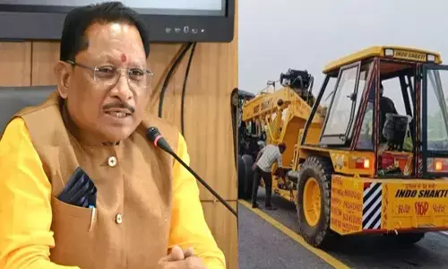 छत्तीसगढ़ के तीन कांवडियों की मौत, श्रद्धालुओं से भरा पिकअप वाहन खड़े ट्रेलर में टकराया, 18 कांवड़िये घायल...CM विष्णुदेव ने जताया दुःख...