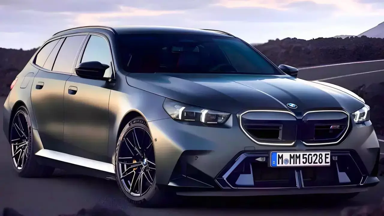 BMW M5 Touring: नई BMW M5 टूरिंग 717bhp पावरफुल हाइब्रिड इंजन के साथ हुई दुनिया के सामने पेश, जल्द भारत में भी होगी लॉन्च...
