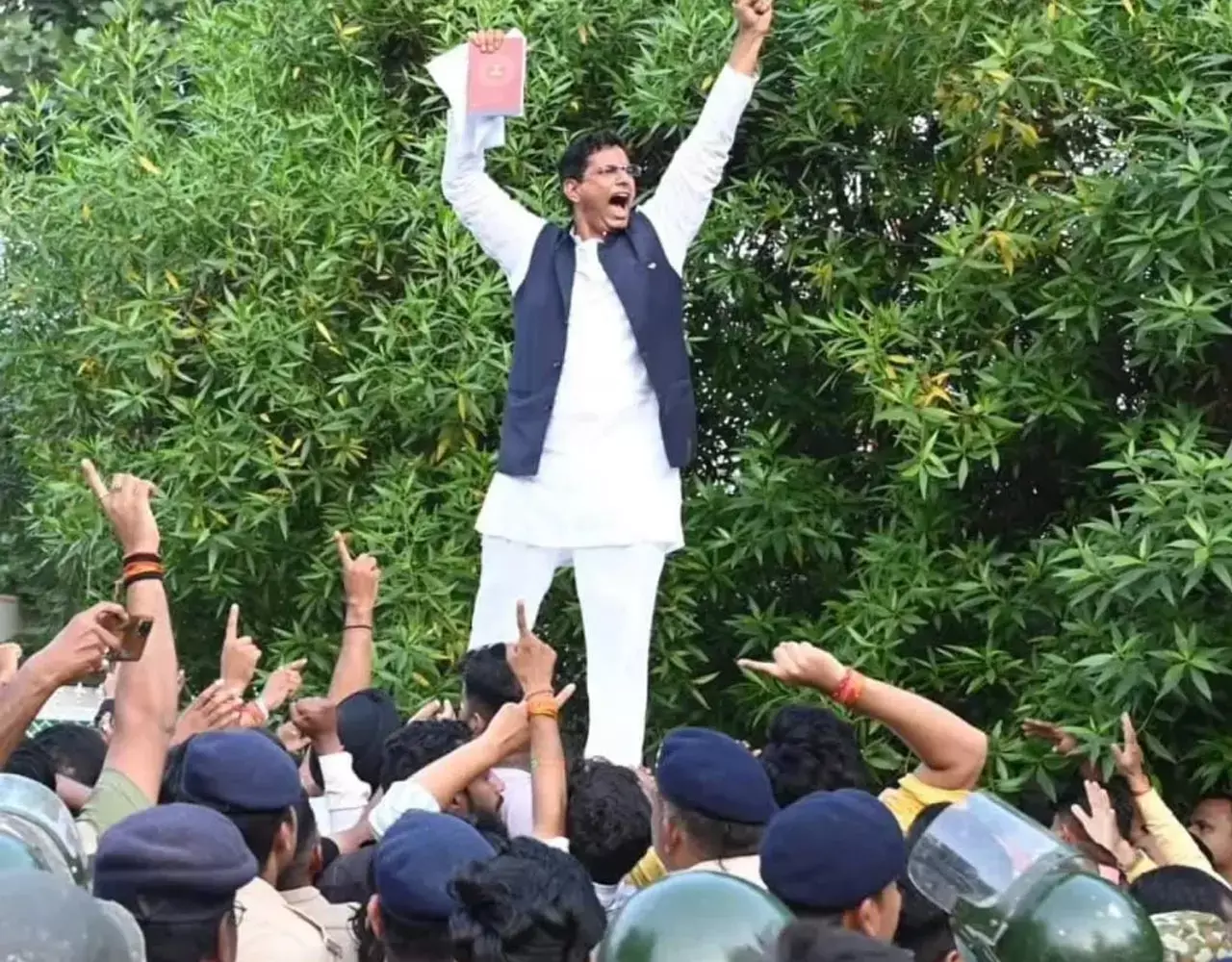MLA Devendra Yadav: विधायक देवेंद्र यादव की जमानत याचिका खारिज, वीडियो कॉन्फ्रेंसिंग के द्वारा हुई पेशी...