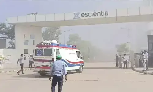 Andhra Pradesh Blast: आंध्र प्रदेश की दवा कंपनी  के रिएक्टर में भयानक ब्लास्ट, 4 लोगों की मौत, 30 लोग घायल