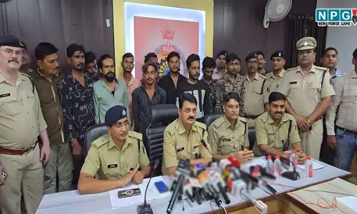 Bilaspur News: ATM में बड़ी डकैती नाकाम, प्लान को अंजाम देने से पहले ही धरे गए 10 आरोपी, पिस्टल, कट्टा, तलवार जब्त...