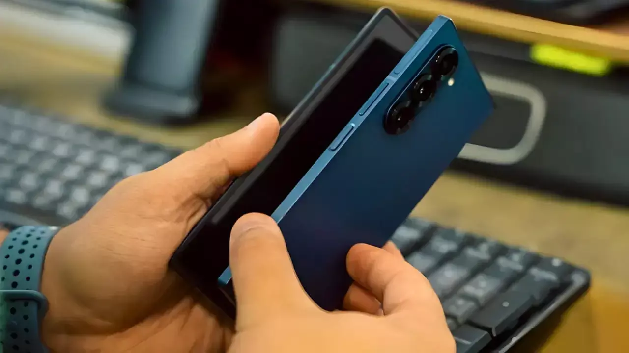 Samsung Galaxy Z Fold 6 Slim की कीमत और लॉन्च डेट लीक: क्या वाकई 1.75 लाख रुपये में मिलेगा सबसे पतला फोल्डेबल फोन?...