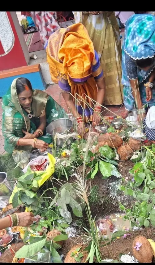 Kamarchath 2024 in Raipur : संतान की रक्षा के लिए माताओं ने की कमरछठ पूजा
