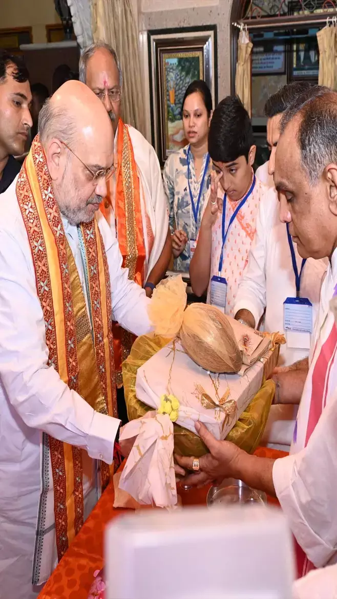 Amit Shah in Chhattisgarh: छत्‍तीसगढ़ के तीन दिवसीय दौरे पर आए केंद्रीय गृह मंत्री अमित शाह, देखिए तस्वीरें...