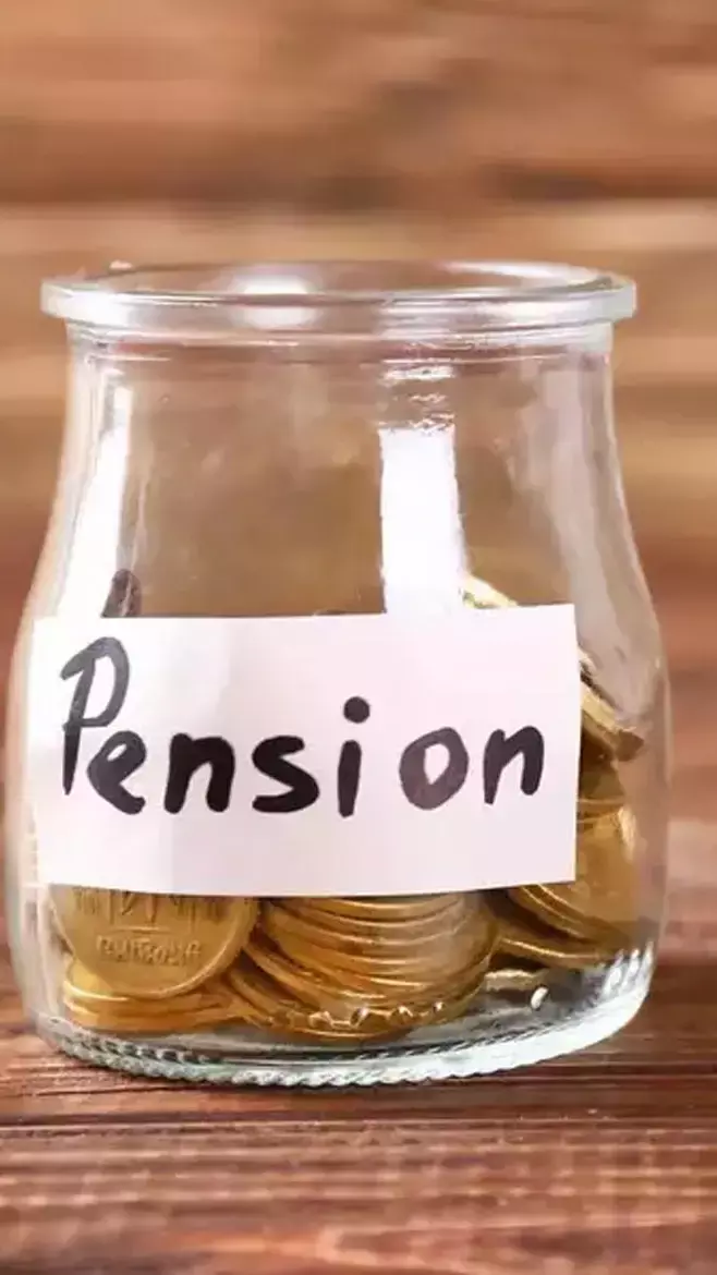 OPS-NPS से कैसे बेहतर है UPS! यहां जानिए 5 प्वाइंट्स में पूरी गणित...