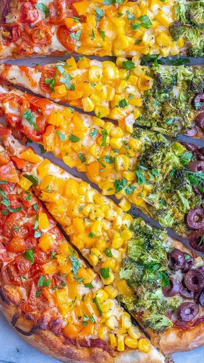 Rainbow Pizza Recipe: अब बच्चों को डब्बा खाली लेकर लौटेंगे घर, लंच में दें ये कलरफुल रेनबो पिज्जा, जानिए...