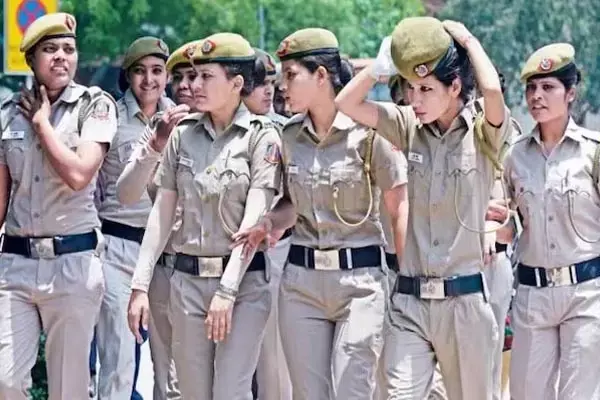 Police Promotion: पुलिसकर्मियों को प्रमोशन की सौगात, 17 पुलिस इंस्पेक्टर बने DSP, आदेश जारी