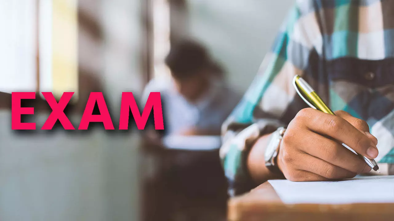 CG PSC Exam: राज्य सेवा प्रारंभिक परीक्षा 9 फरवरी को होगी, ऐसे करें एडमिट कार्ड डाउनलोड... CG PSC Exam: राज्य सेवा प्रारंभिक परीक्षा 9 फरवरी को होगी, ऐसे करें एडमिट कार्ड डाउनलोड...