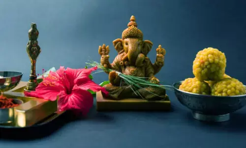 Ganesh Chaturthi 2024 : गणेश जी पर भूल से भी न चढ़ाये ये चीज, लाल फूल और दूर्वा अत्यंत प्रिय... करें ये खास उपाय
