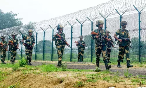 Jammu Kashmir Ceasefire Violation: पाकिस्तान ने किया सीजफायर का उल्लंघन, फायरिंग में BSF का 1 जवान घायल