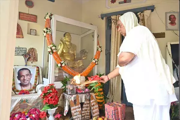 Shree Sarveshwari Group: श्री सर्वेश्वरी समूह आश्रम में मनाई गई अघोरेश्वर भगवान राम जी की 88वीं जयंती