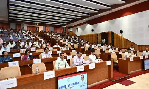 Collector, SP conference: कलेक्टर-एसपी कॉन्फ्रेंस: इन 2 कलेक्‍टरों की सबसे ज्‍यादा लगी क्‍लास, हर काम में साबित हो रहे हैं फिसड्डी..