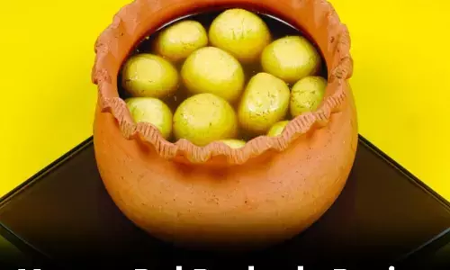 Moong Dal Rasbade Recipe: त्योहार हो या खास अवसर, बनाइए मूंग दाल रसबड़े, इतने स्वादिष्ट कि लोग बार-बार मांगेंगे...