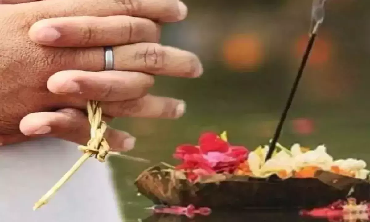 Who should perform Shradh : पुत्र नहीं है... तो ये हो सकते हैं श्राद्ध कर्म के अधिकारी, जानिए क्या कहते हैं जानकार