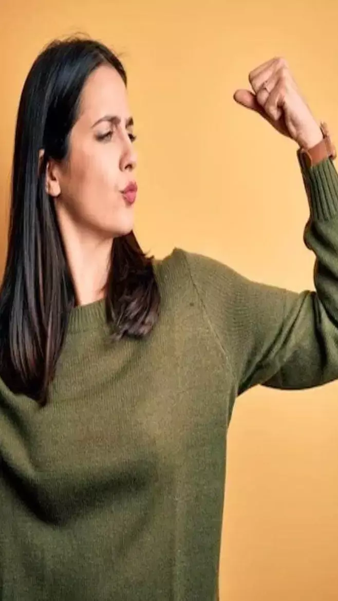 Aanwale Ke Fayde: आंखों से लेकर स्किन तक और बीपी से लेकर शुगर तक छोटे से आंवले के बड़े-बड़े फायदे यहां जानिए...