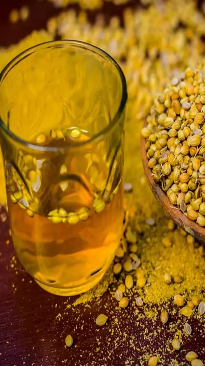 Dhaniya Ke Beej Pani Ke Fayde: थायरॉइड में रामबाण है धनिया के बीजों के पानी का सेवन, अन्य फायदे भी जानिए