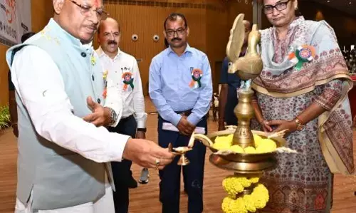 CG: स्वयं सेवकों ने जगाई सेवा की अलख, एनएसएस की राज्य इकाई को कार्यक्रमों के आयोजन के लिए CM विष्णुदेव ने 50 लाख रूपए की घोषणा की