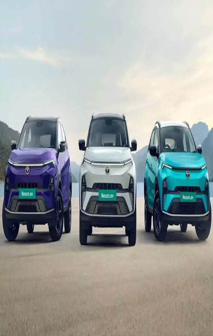 ​₹13.99 लाख में 45 kWh बैटरी पैक के साथ Tata Nexon EV हुई लॉन्च: मिलेगी 489 किमी रेंज...