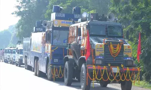 Raipur News: रायपुर की सड़कों पर निकला भीष्म टी-90 टैंक और अन्‍य आर्टिलरी का काफिला, लगे भारत माता की जय के नारे..