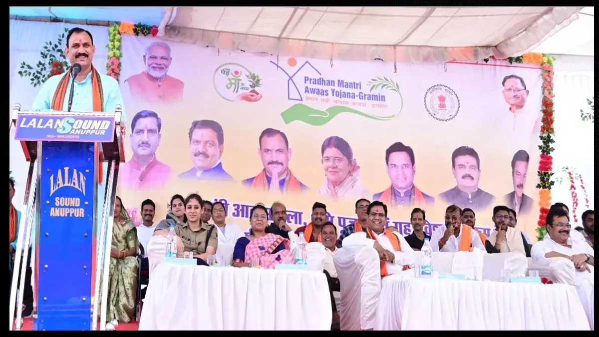 CG: प्रधानमंत्री आवास के नाम पर नियम विरूद्ध काम करने पर होगी कड़ी कार्रवाई...