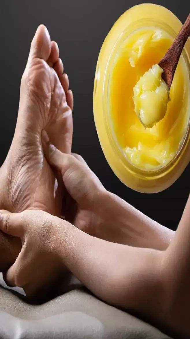 Pair Ke Talwon Ki Ghee Se Malish Ke Fayde: सिर से पांव तक हैं पैर के तलवों की घी से मालिश के फायदे, जानिए यहां...