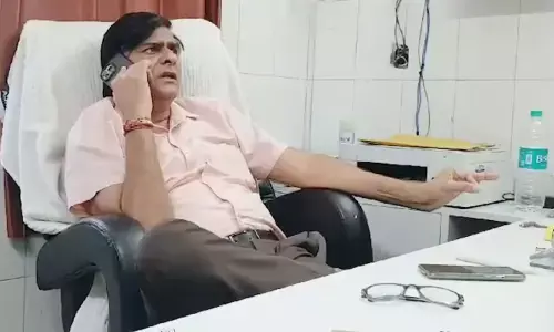 UP News: बागपत में डिप्‍टी CMO को मारने की घिनौनी साजिश, खाने में मिला दिया टीबी के मरीज का बलगम