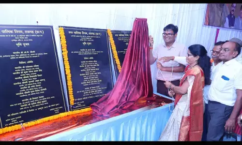 रायगढ़ निगम क्षेत्र में लगभग 5 करोड़ की लागत से 11 सड़क निर्माण कार्यों का भूमिपूजन, वित्त मंत्री ओपी चौधरी-रायगढ़ में तेजी से विकसित हो रही है नागरिक सुविधाएं