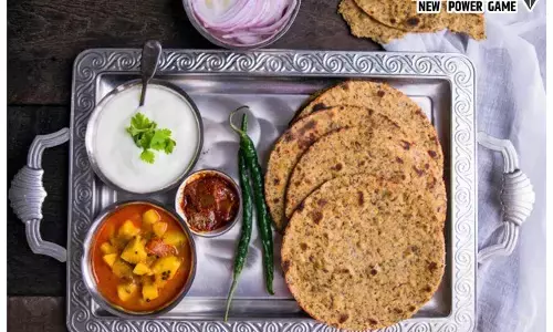 Rajasthani Korma Paratha: राजस्थान का फेमस कोरमा पराठा बनाइए अपने घर में, फाॅलो कीजिए ये रेसिपी...