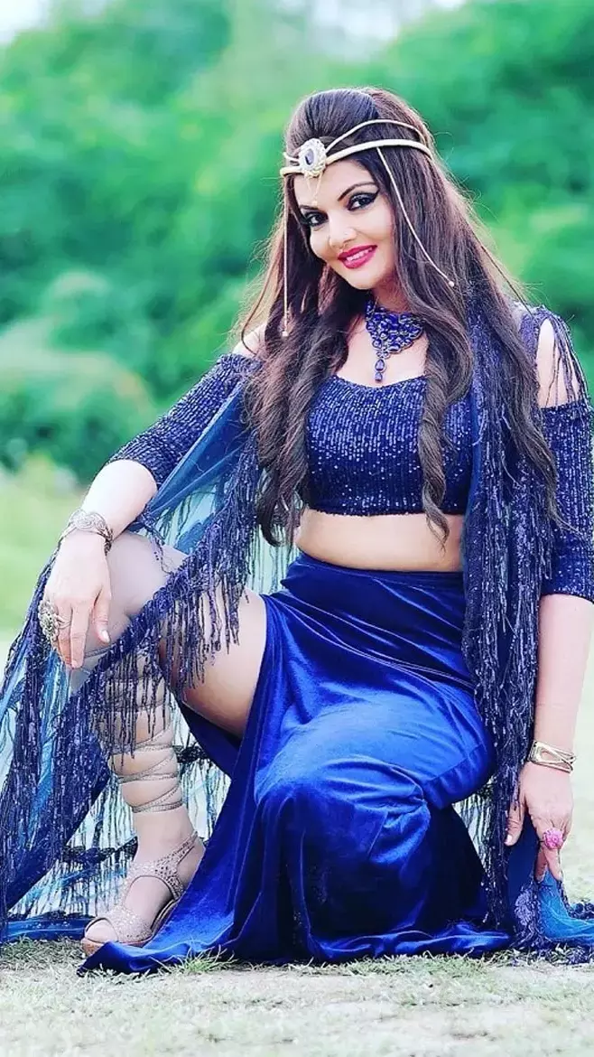 सलमान की एक्ट्रेस ने 47 की उम्र कराया ऐसा फोटोशूट, हॉटनेस देख थम जाएंगी सांसे...