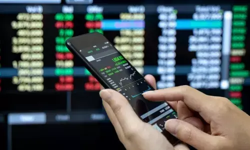 Stock Market Today: शेयर बाजार में सोमवार को अच्छी शुरुआत, HDFC Bank सहित कई शेयरों में जोरदार उछाल