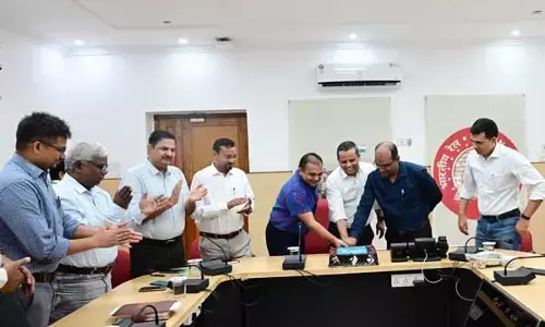 Rail News: पैसेंजर ट्रेनों को रद्द या डायवर्ट कर SECR कुछ इस तरह लुट रही वाह-वाही