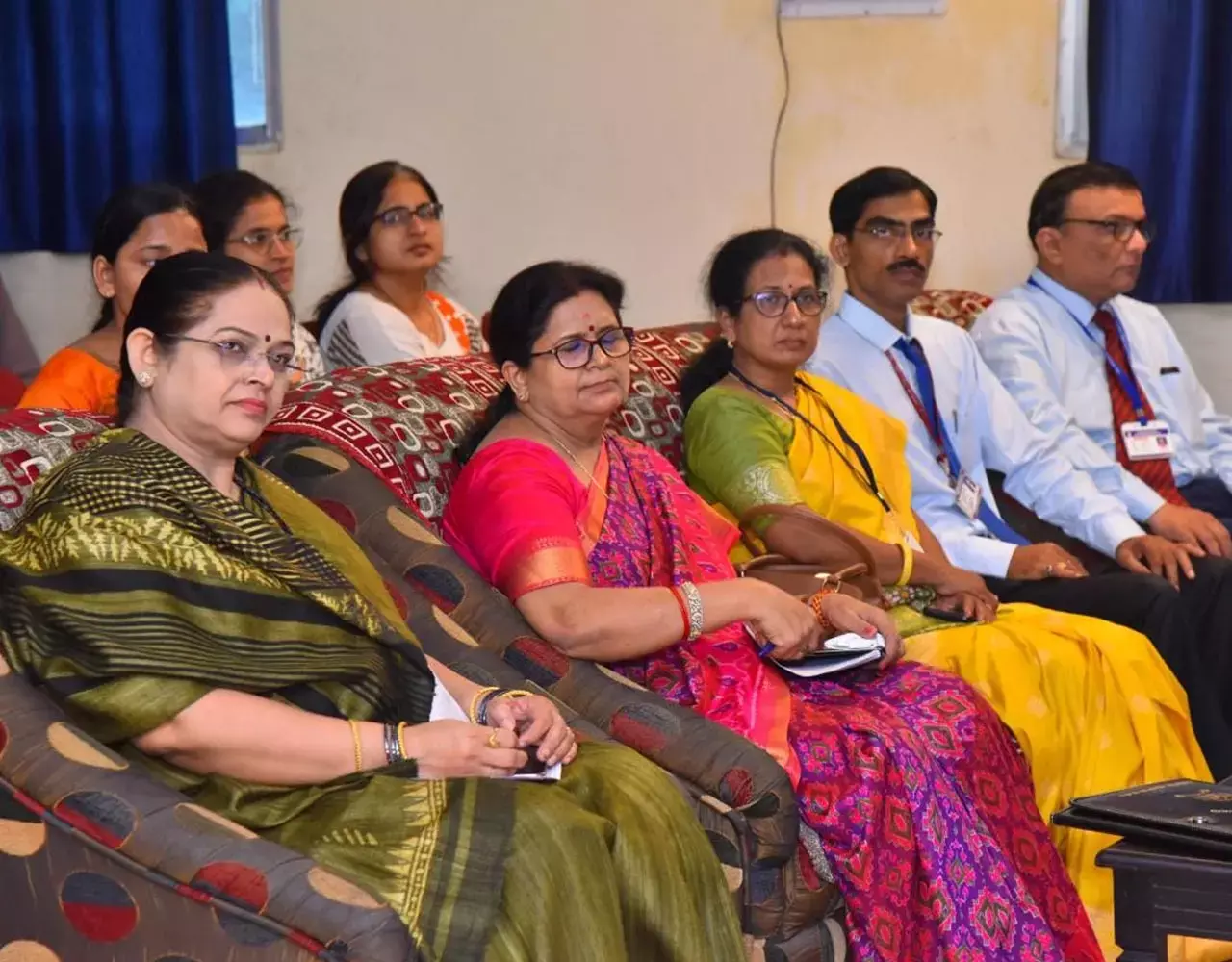 Pt. Harishankar Shukla Memorial College: पं. हरिशंकर शुक्ल स्मृति महाविद्यालय में दो दिवसीय राष्ट्रीय कार्यशाला का आयोजन...