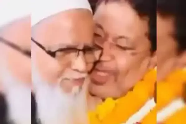 Political news: सामने आए सुनील सोनी के किसिंग वीडियो वाले शोएब: जानिए.. वीडियो को लेकर क्‍या कहा..