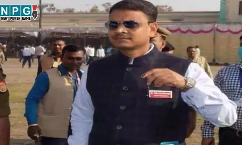 IAS S. Rajalingam: गंदगी साफ करने के लिए मुझे आना पड़ेगा... छठ घाटों पर कचरा देख भड़के DM, जमकर लगाई क्लास